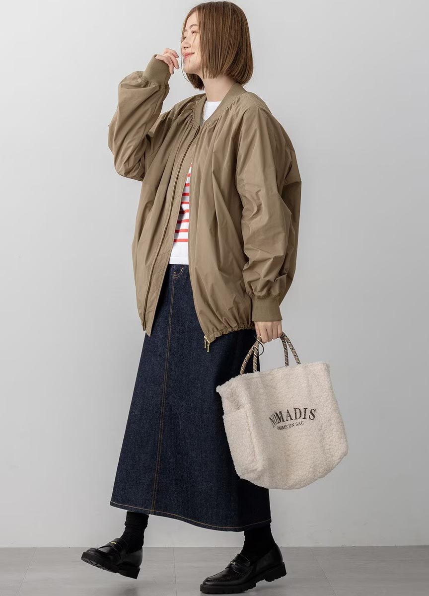 圓領細褶中長版外套