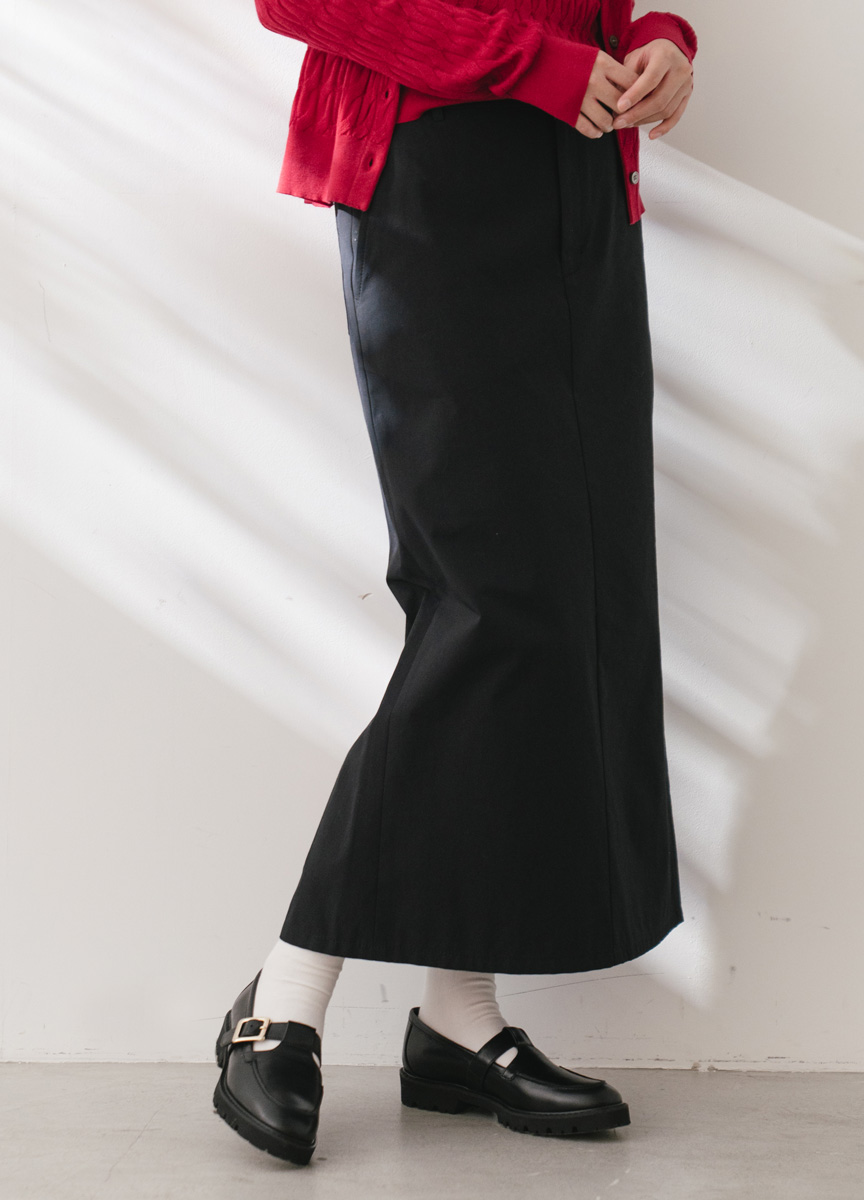 多口袋後開衩長裙 多口袋後開衩長裙