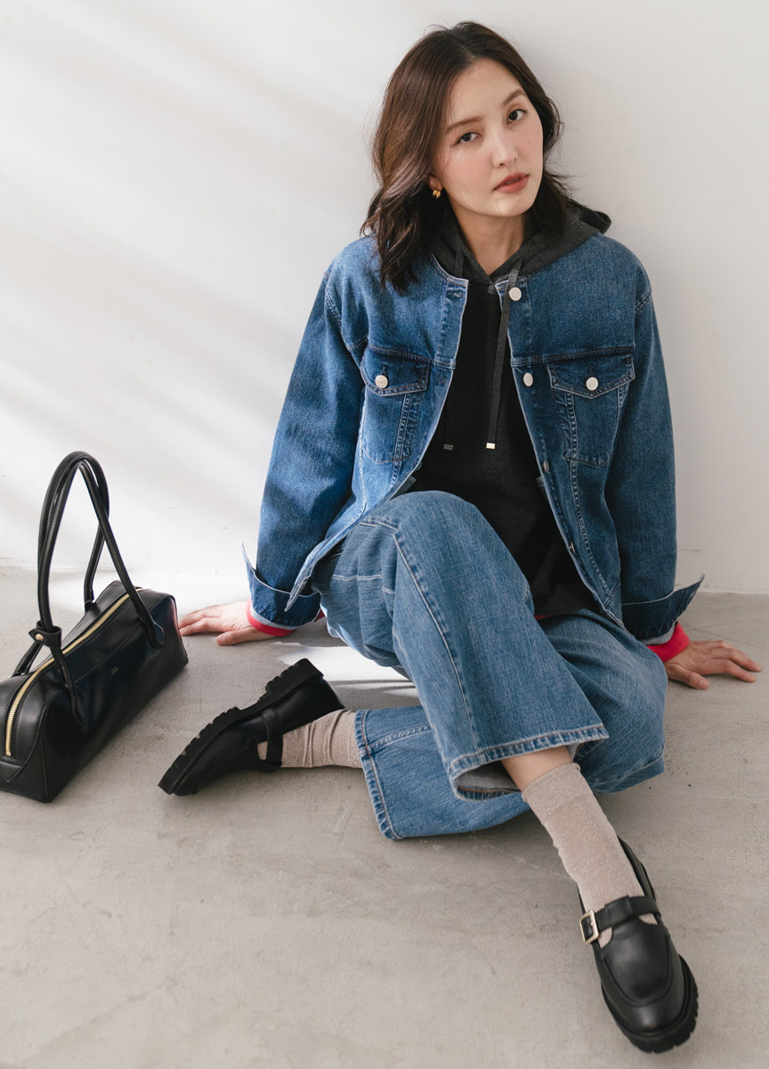 圓領設計牛仔外套 