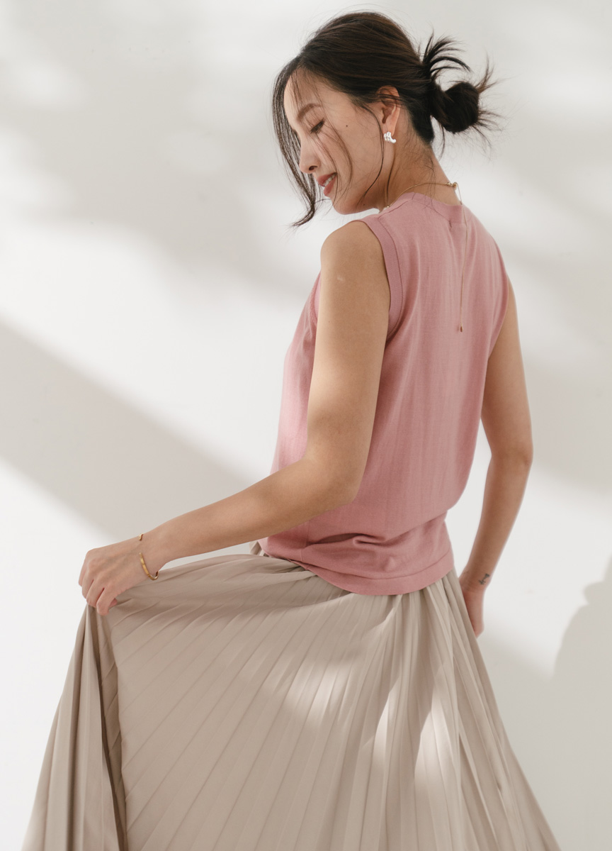 羊毛圓領基本款輕薄背心