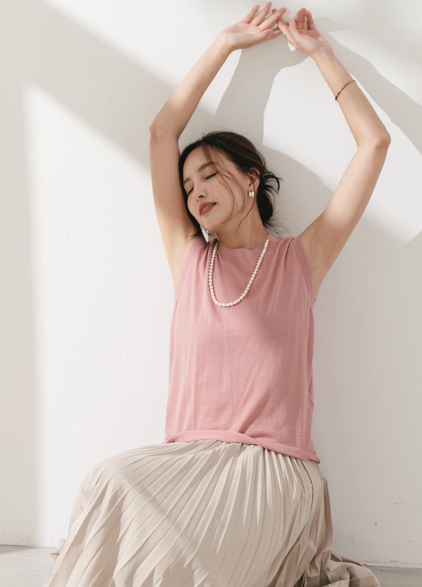 羊毛圓領基本款輕薄背心