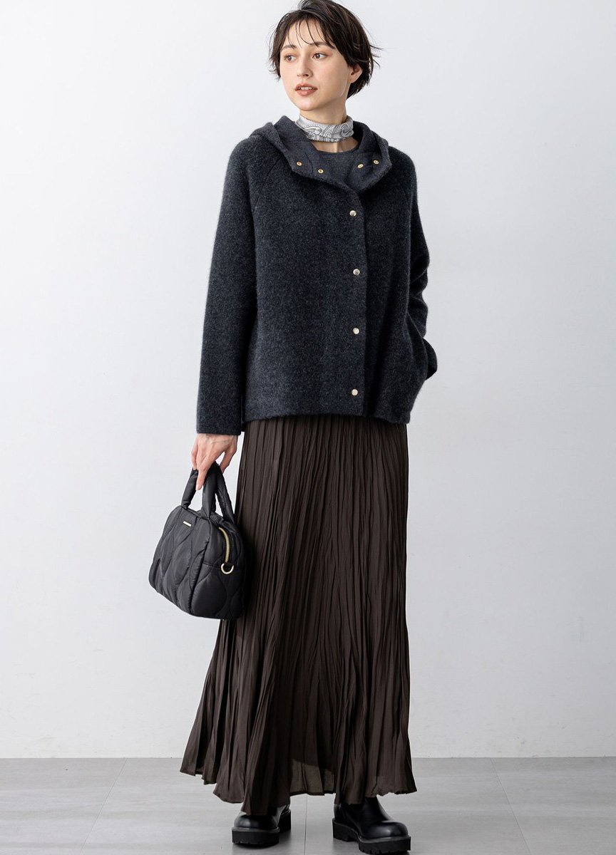 浣熊毛連帽混紡針織外套