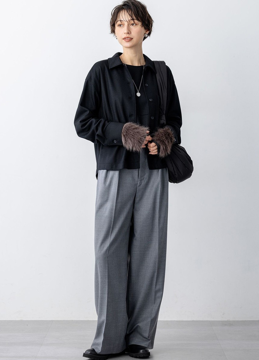 寬鬆基本款羊毛襯衫            