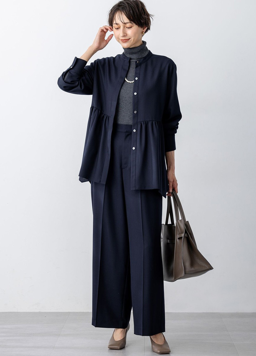 精紡羊毛高領針織衫