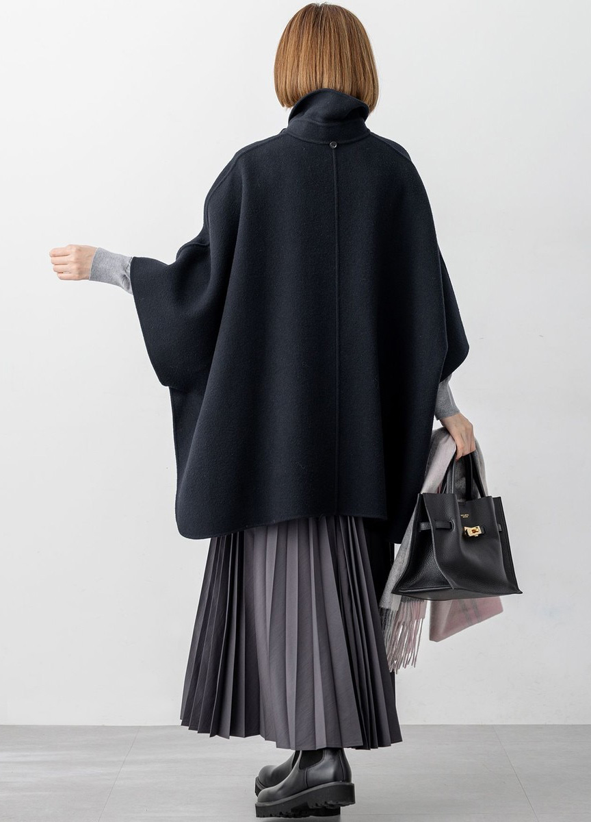 短袖翻領寬大衣外套            