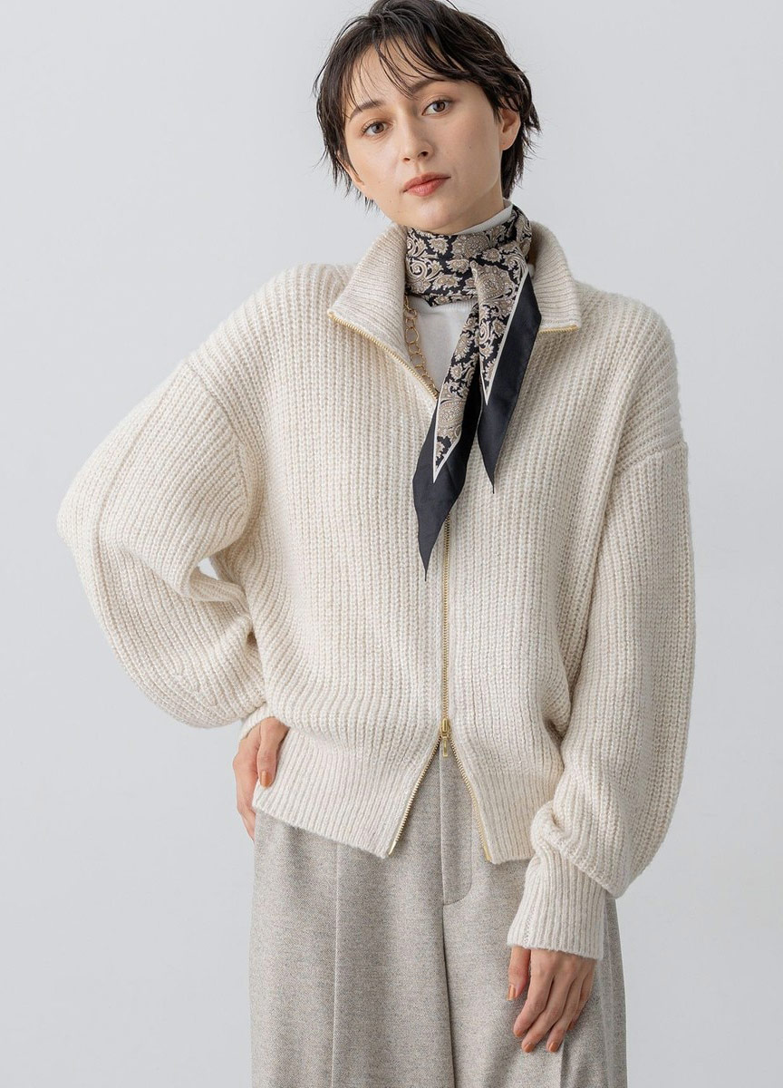 閃耀蓬鬆高領針織上衣          