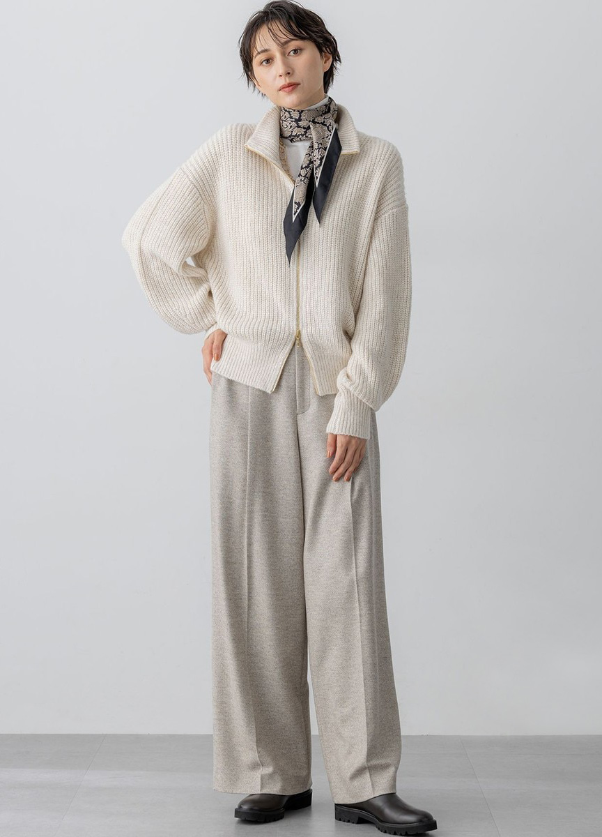 閃耀蓬鬆高領針織上衣          