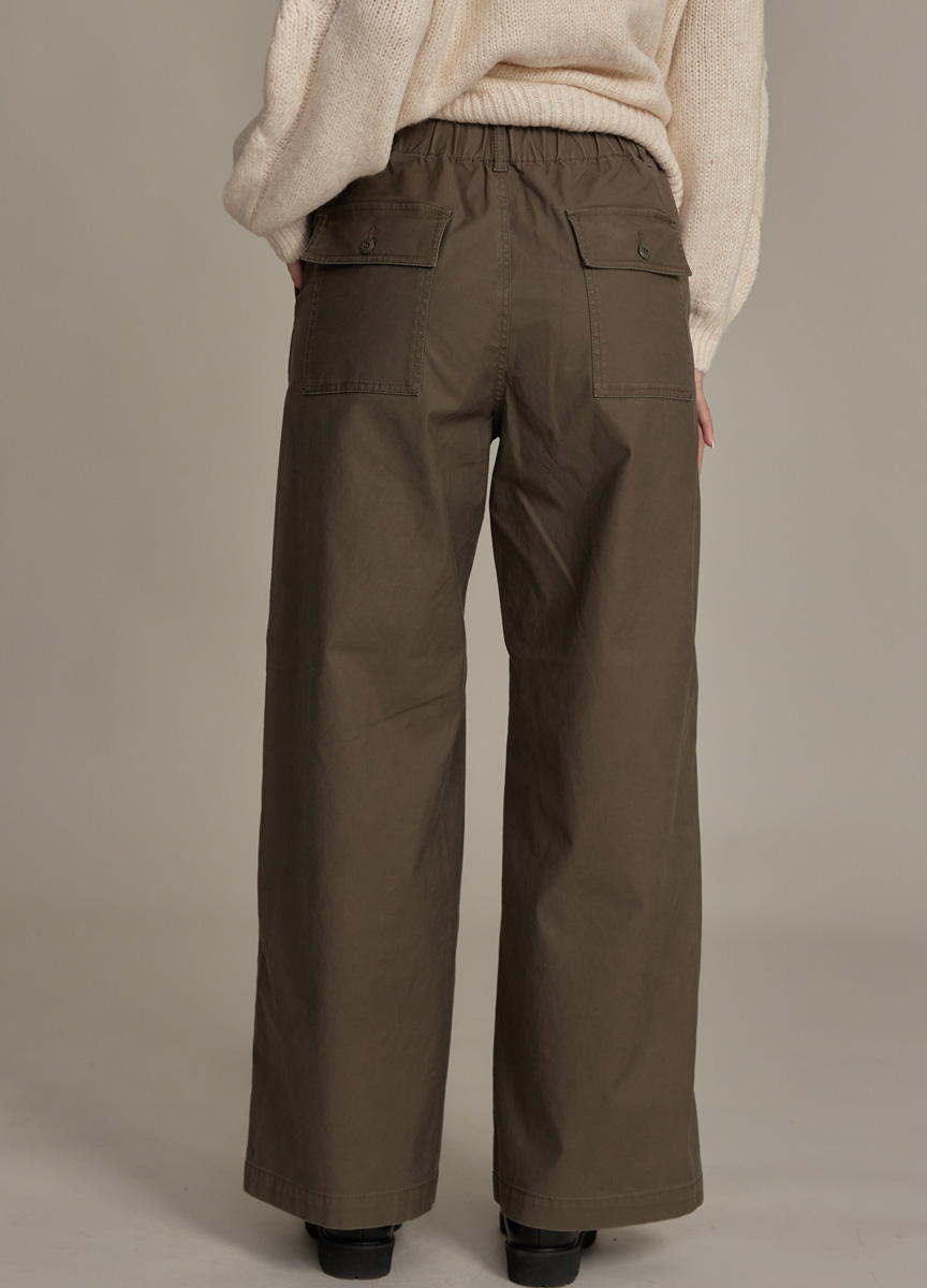 【SLOW系列】工裝風錐形落地褲 