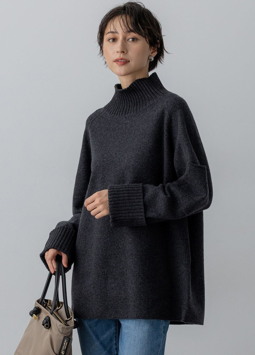 高領長版針織上衣