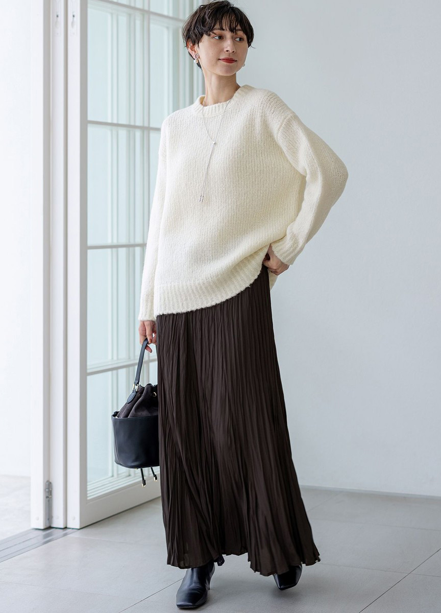 空氣感羊毛針織衫        