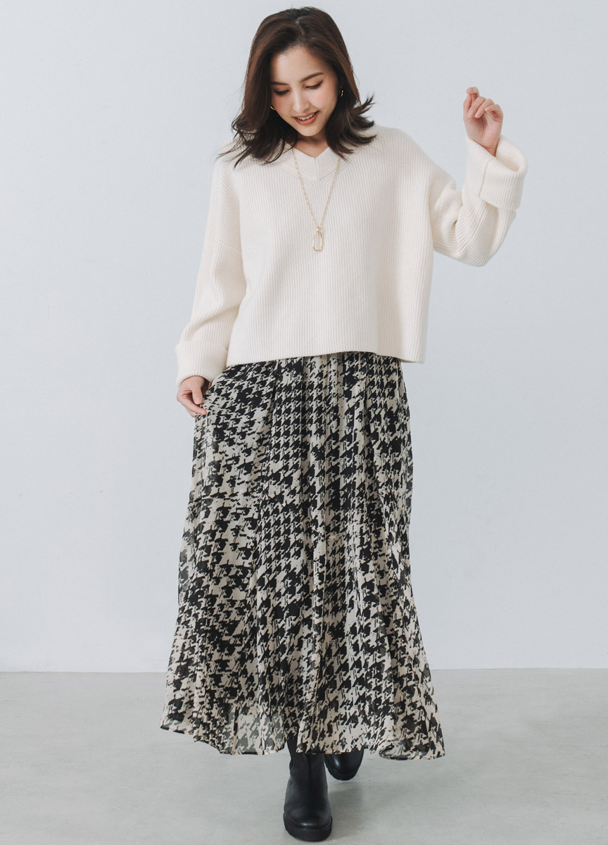 【SLOW系列】柔軟羊毛羅紋V領針織上衣