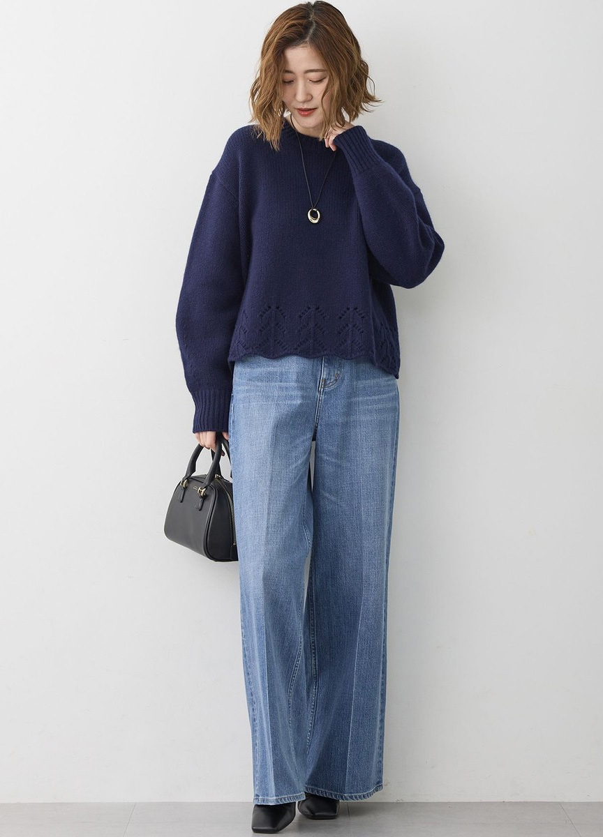 鏤空雕花下擺設計針織衫  