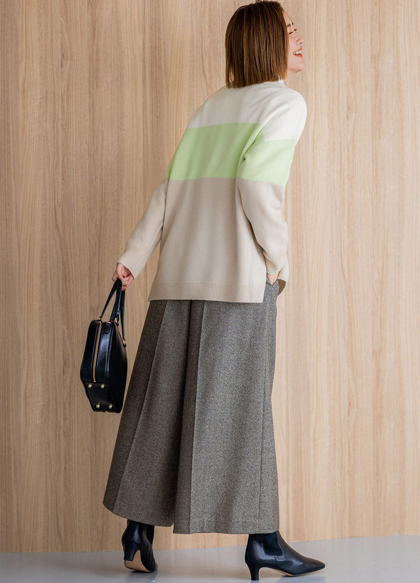 羊混喀什米爾毛圓領拼色針織毛衣