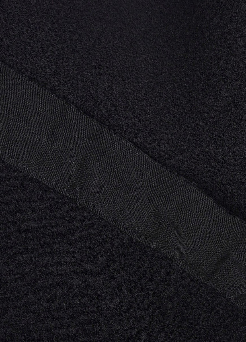 005 (11)