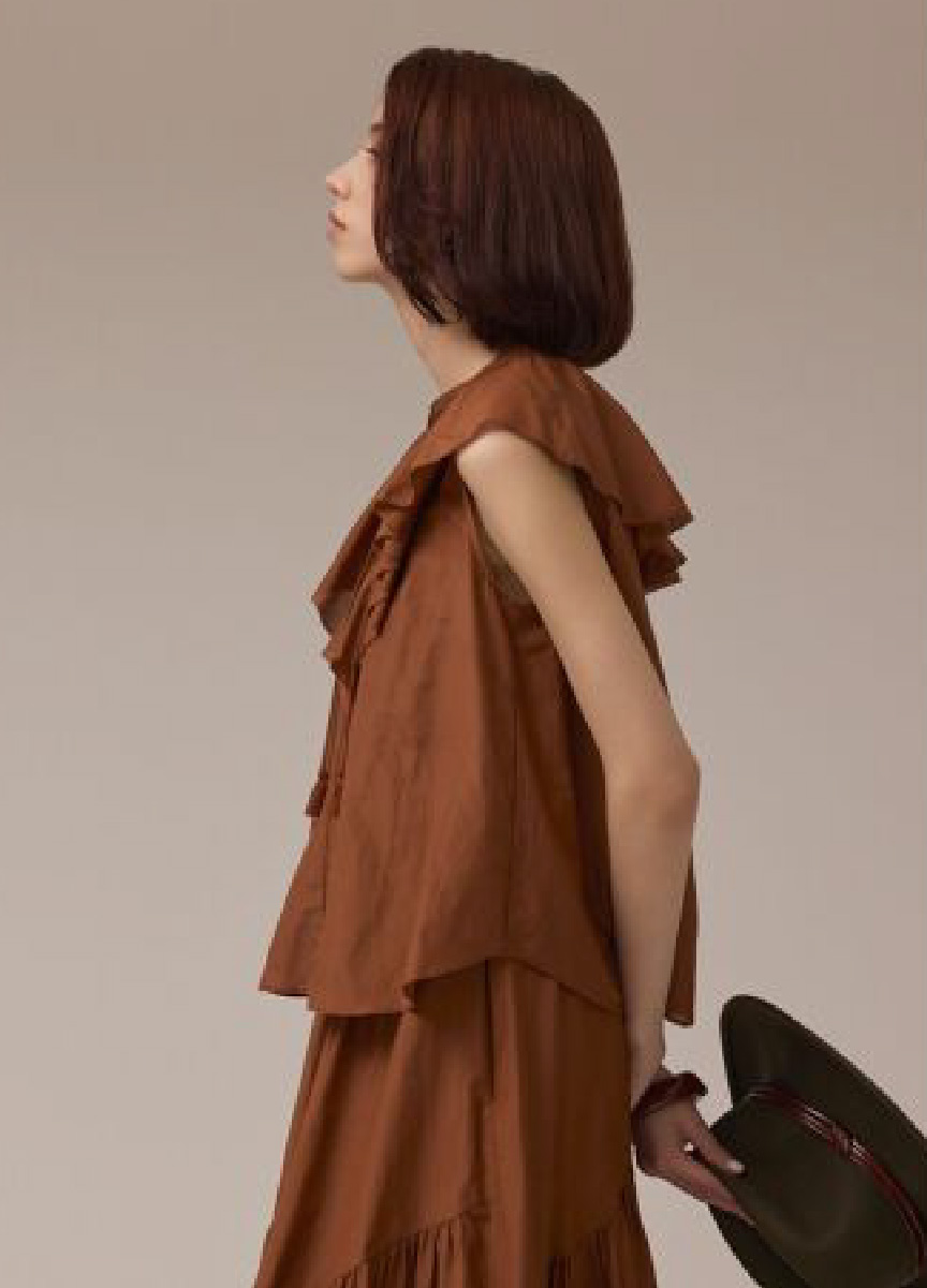 【預購商品】棉絲混紡荷葉領上衣