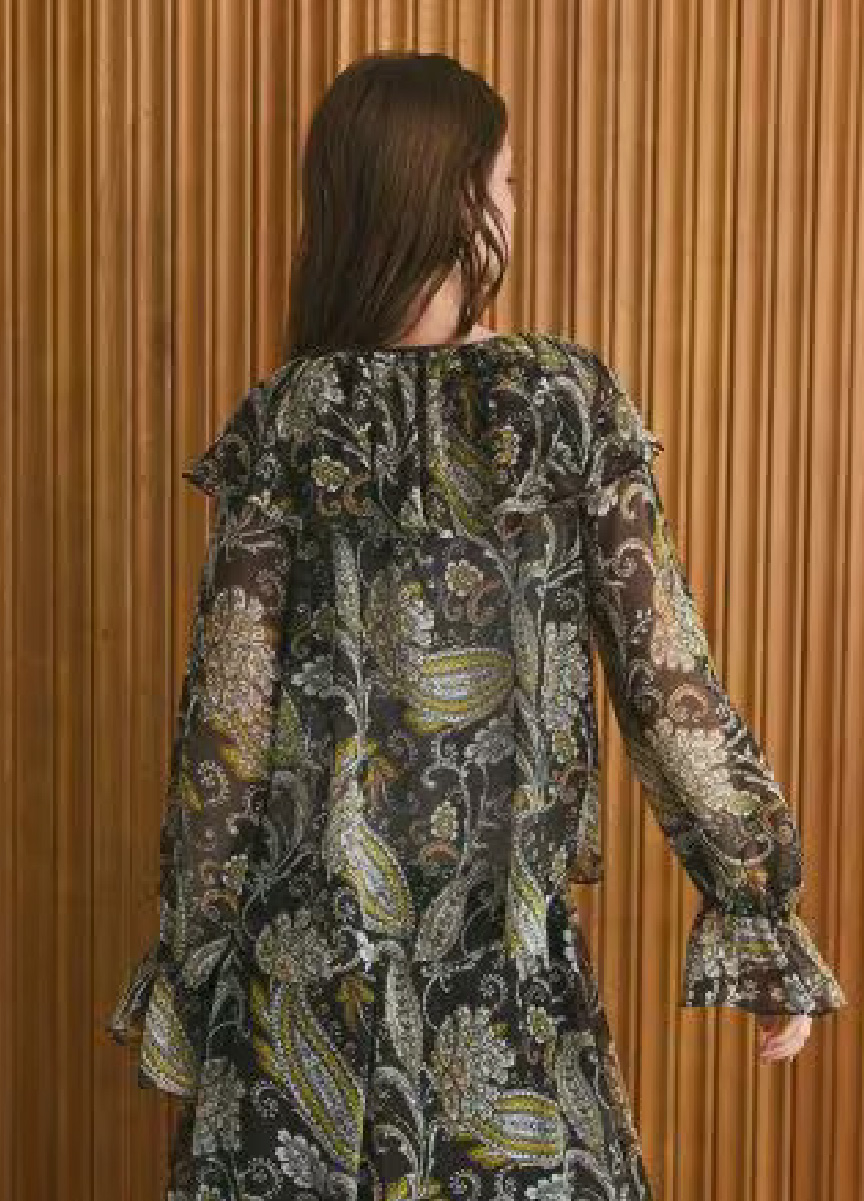 【預購商品】Class 輕薄金蔥變形蟲上衣