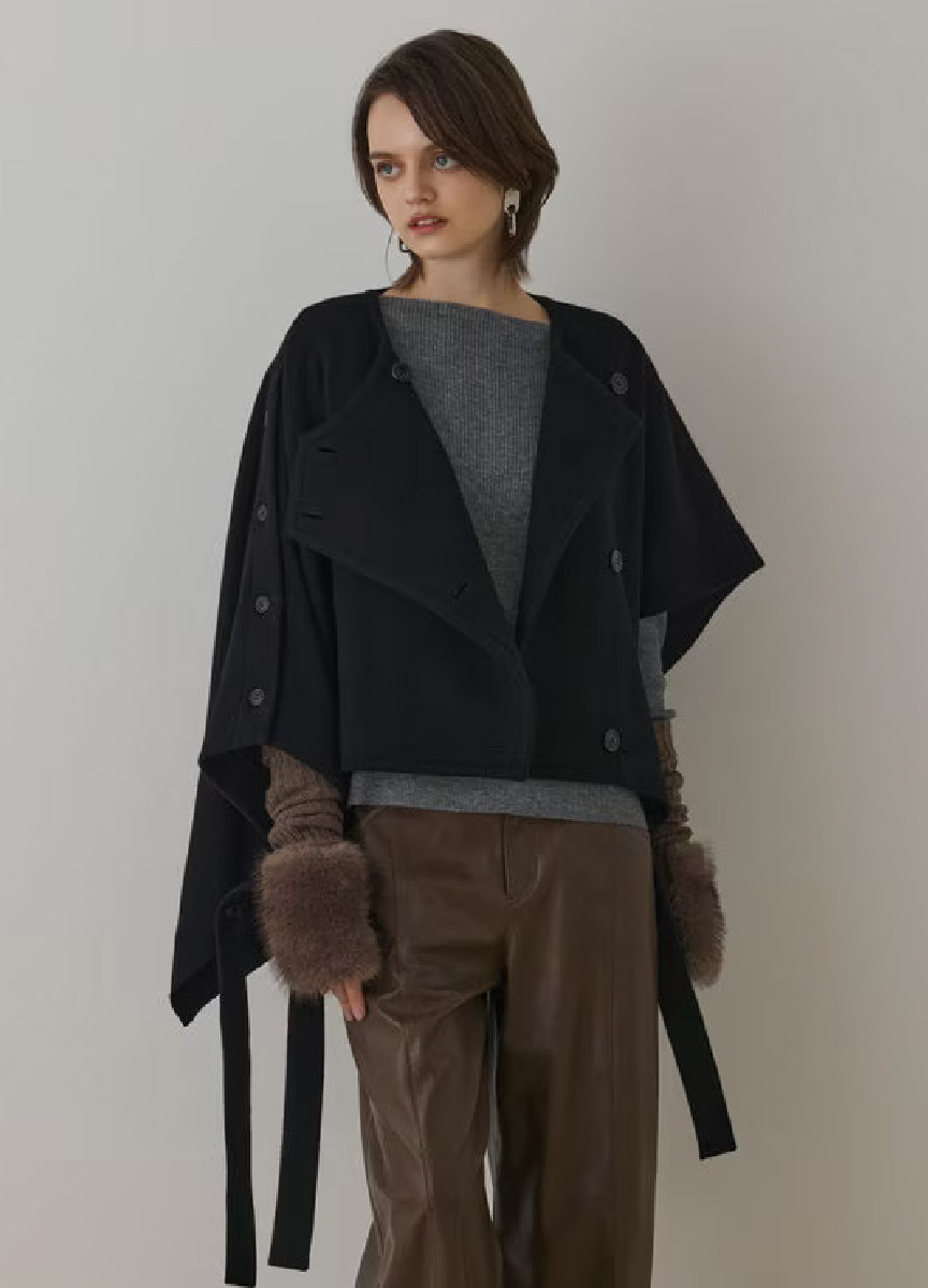 【預購商品】Diagram 不對稱羊毛斗篷