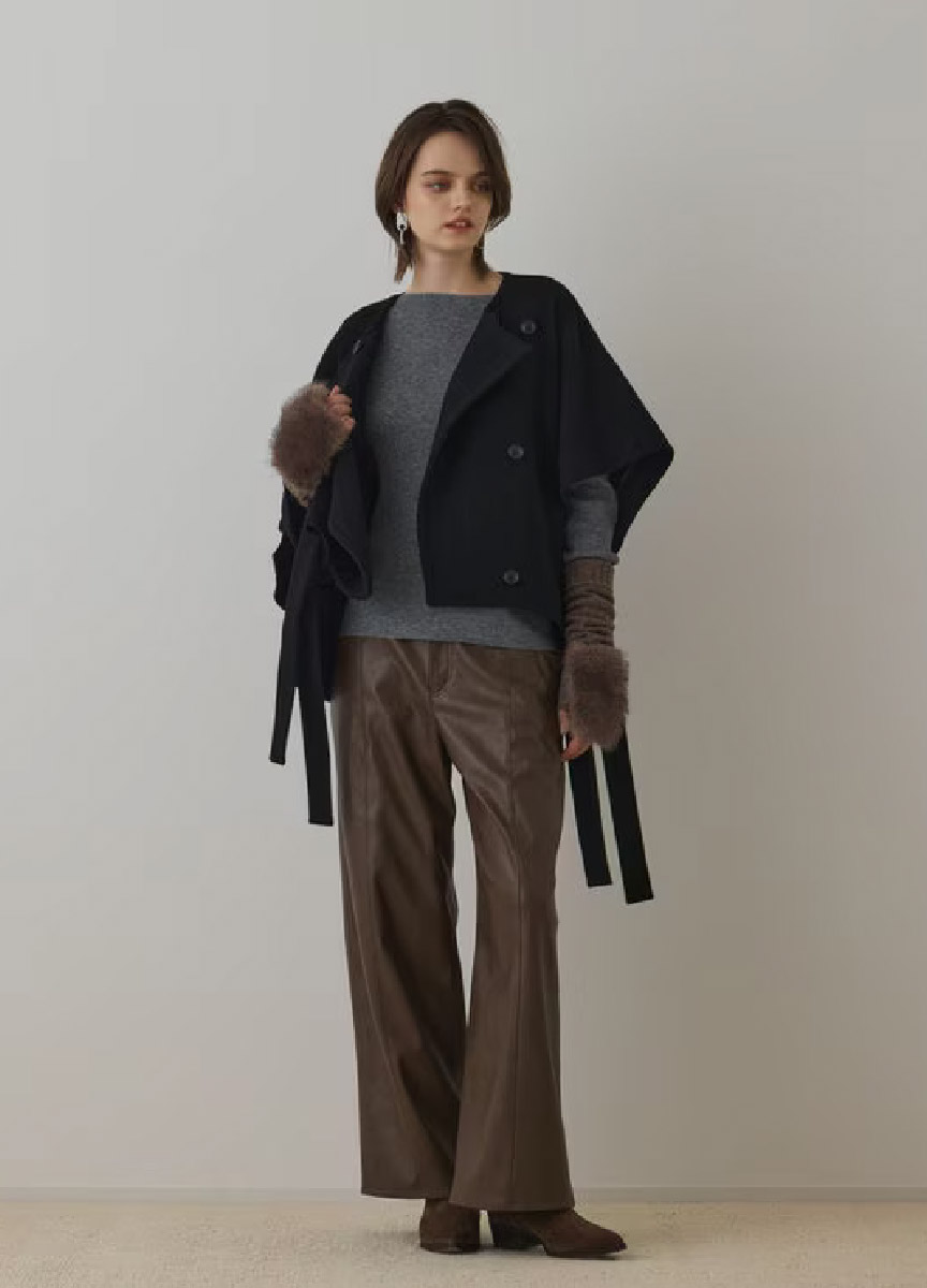 【預購商品】Diagram 不對稱羊毛斗篷