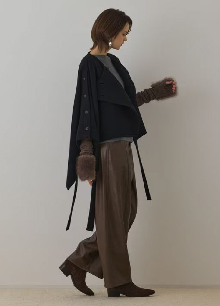 【預購商品】Diagram 不對稱羊毛斗篷