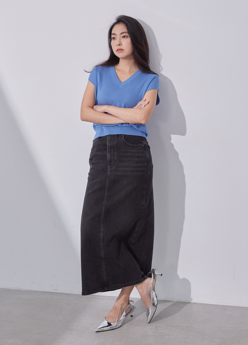 親膚V領針織上衣