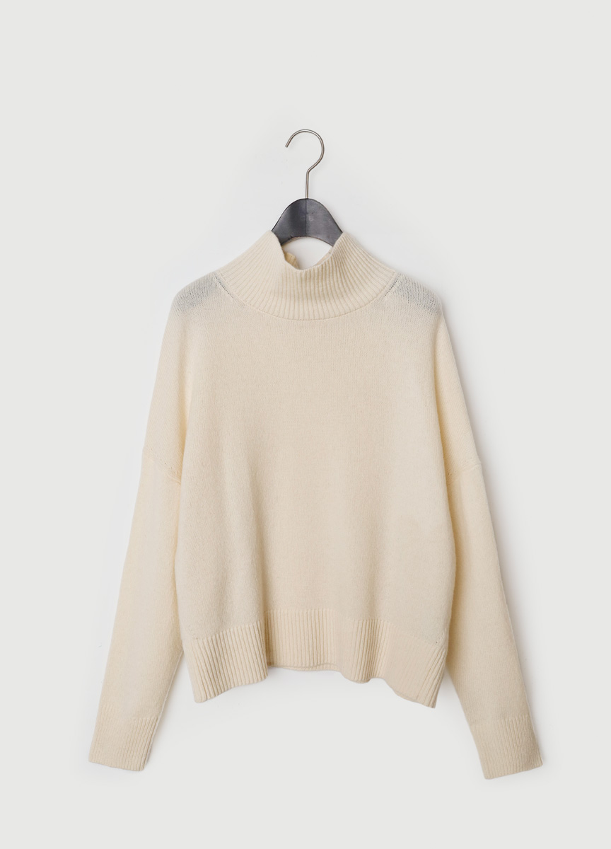 簡約亮彩高領純羊毛針織長袖