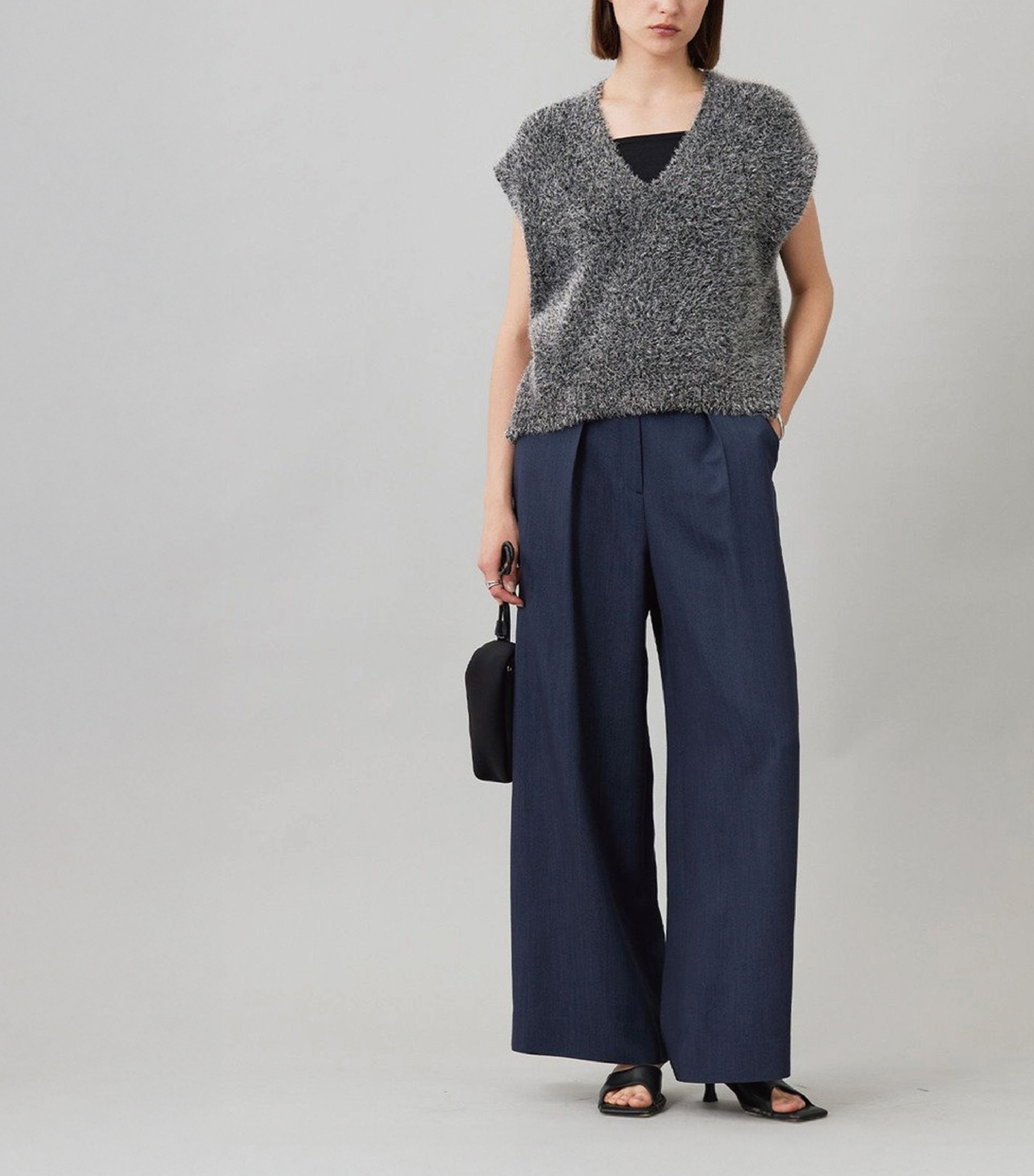 MODERN & CHIC