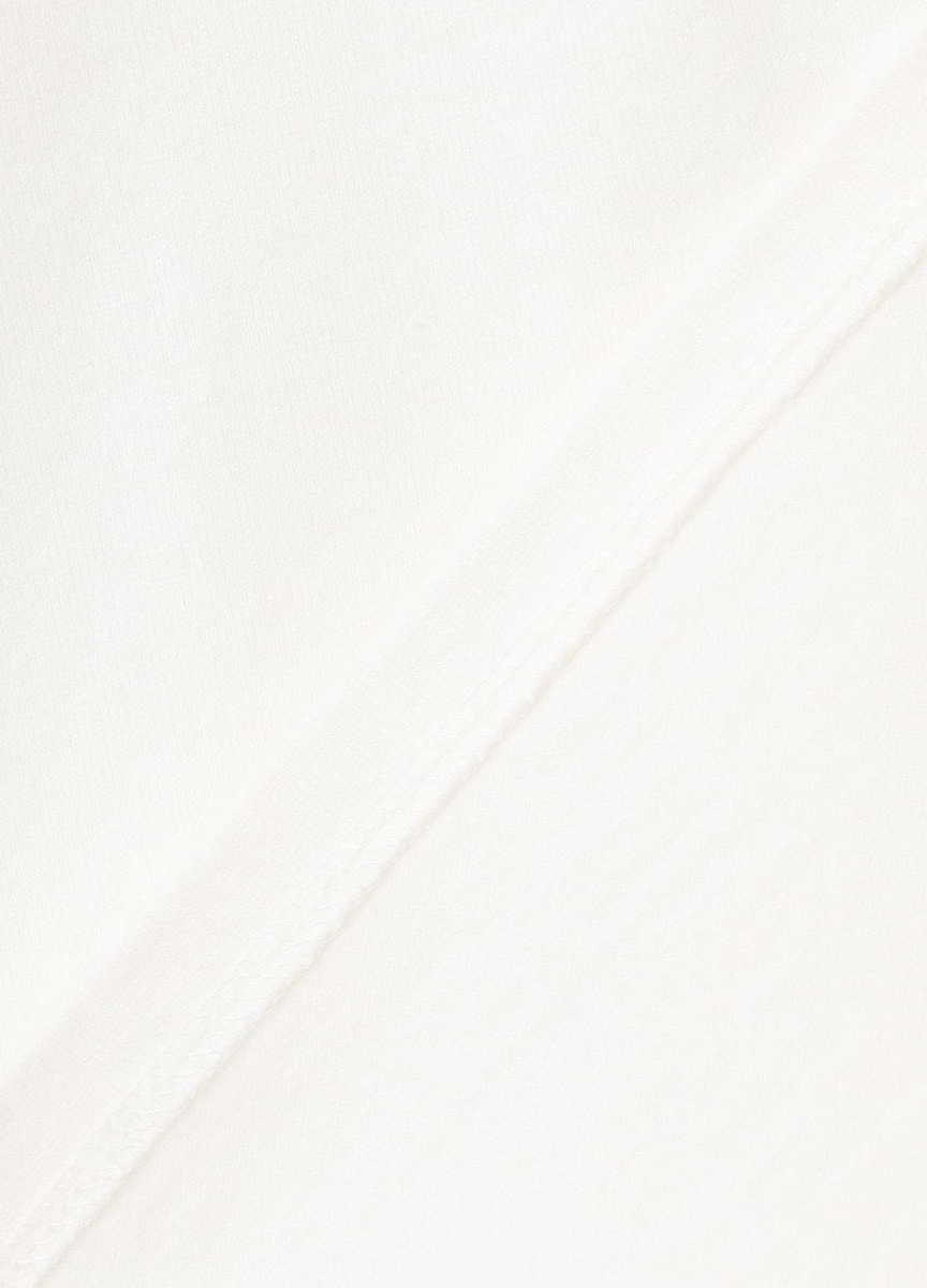 001 (11)